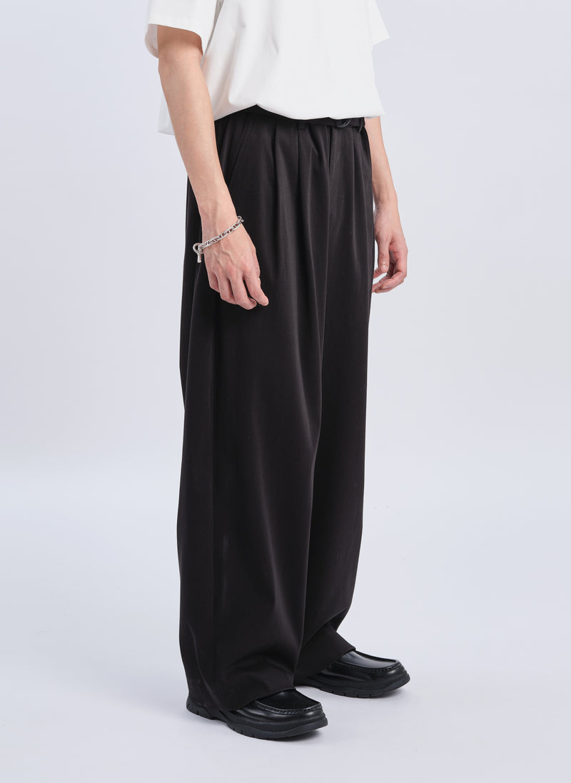 Wonder Shape (Move) Pleated Straight Wide Pants