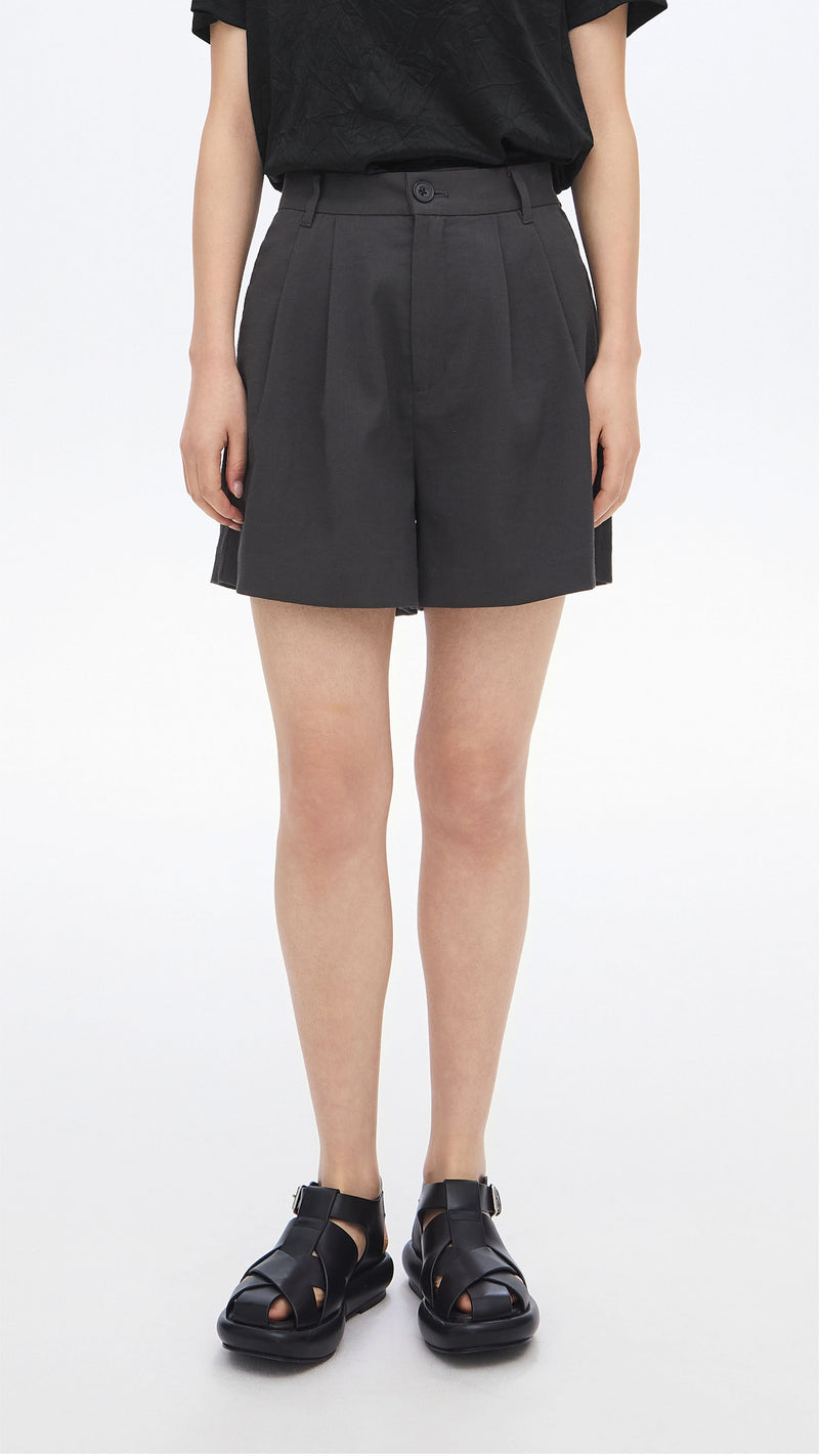 Pleated Shorts