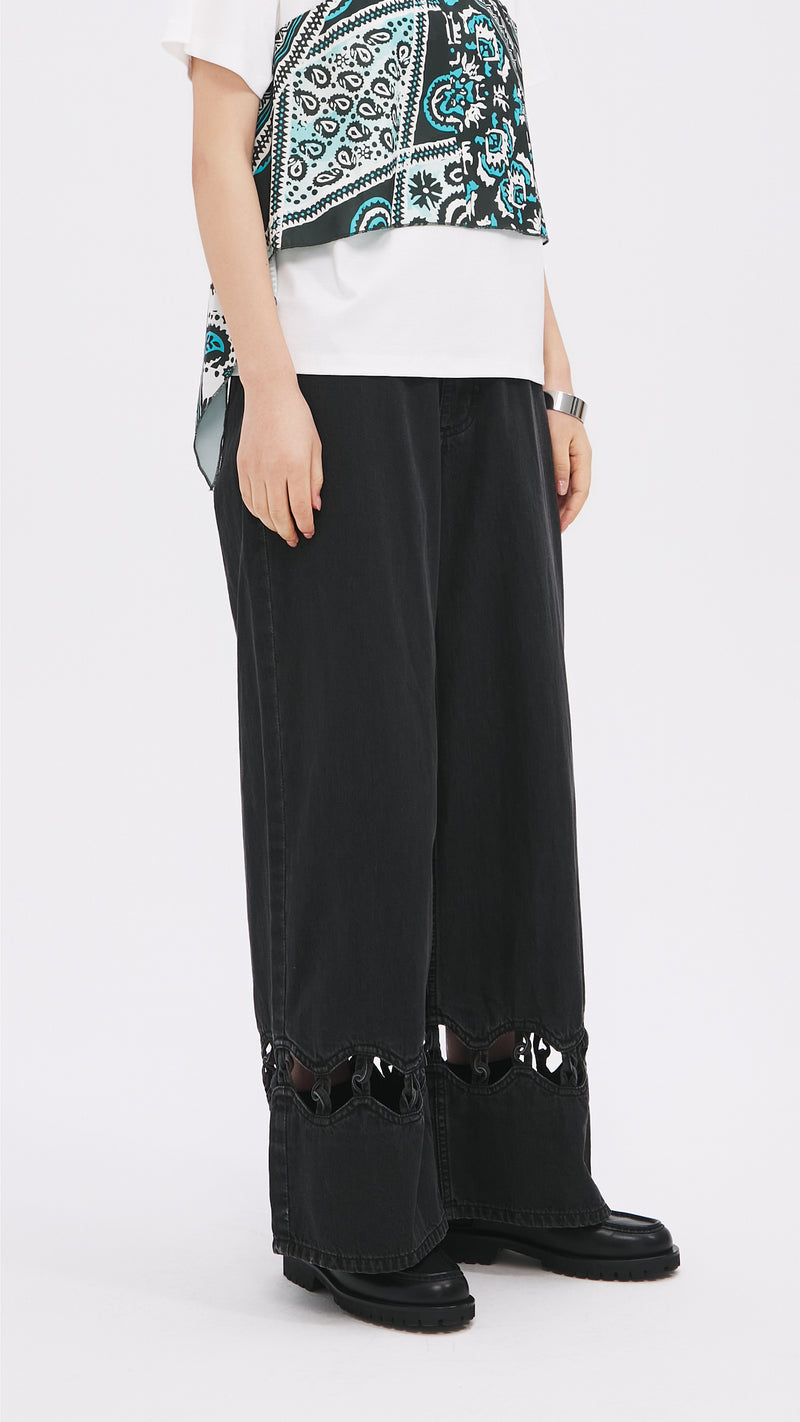 Cut Out Trims Jeans